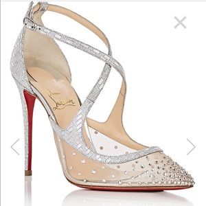 ISO:Authentic Only Christian Louboutin Twistissima